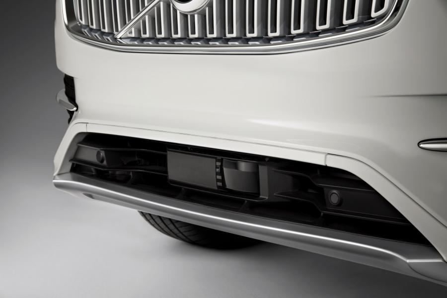 Детали экстерьера Volvo XC90 Drive Me Test Car 2017 года  (фото 10 из 10)